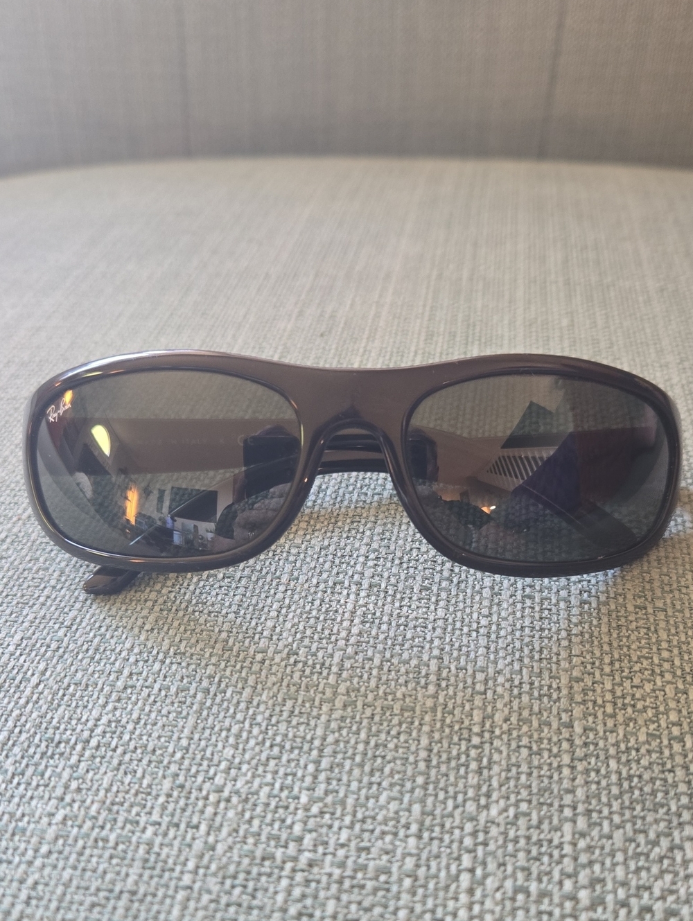 Black Ray-Ban Sunglassed